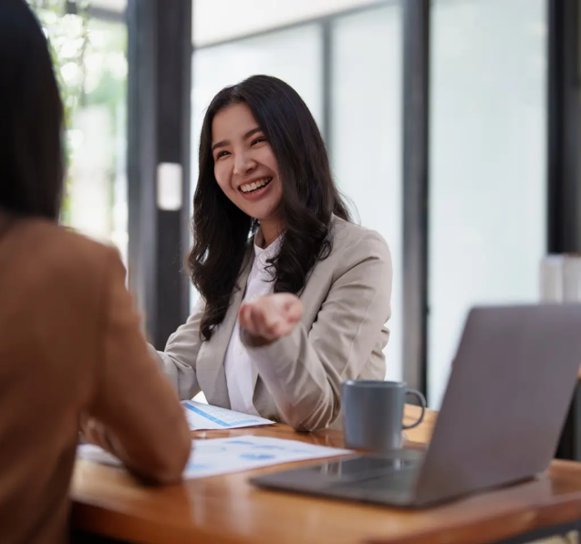 group-of-business-consultant-working-management